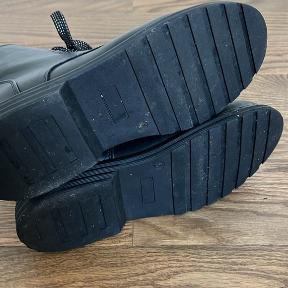 Girls black boots - Picture 5 of 5